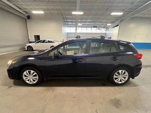 2019 Subaru Impreza 2.0i