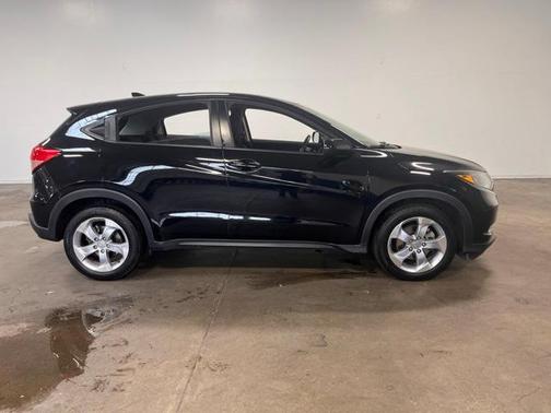 2016 Honda HR-V LX