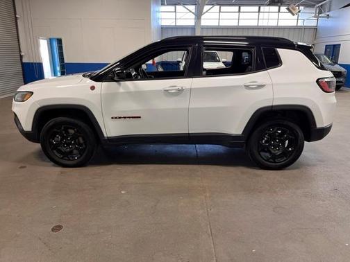 2023 Jeep Compass Trailhawk