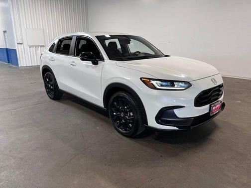 White 2024 Honda HR-V Sport