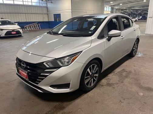 2023 Nissan Versa 1.6 SV