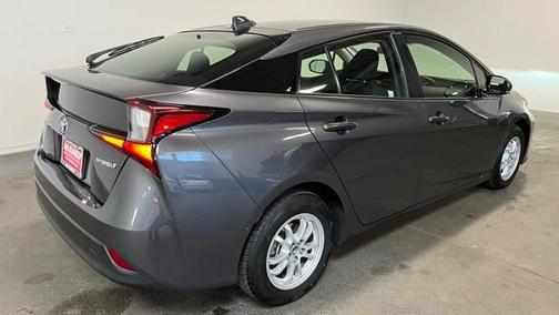 2020 Toyota Prius LE