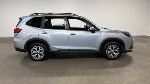 2023 Subaru Forester 2.5i Premium