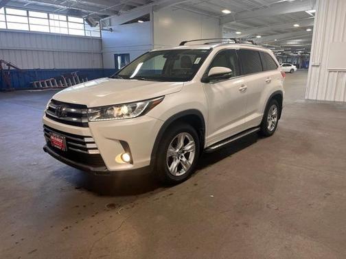 2017 Toyota Highlander Limited
