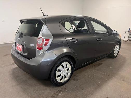 2013 Toyota Prius c Three