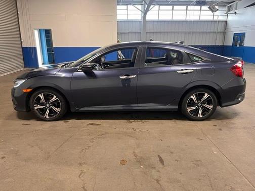 2017 Honda Civic Touring