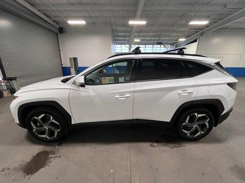White 2022 Hyundai TUCSON Plug-In Hybrid Limited