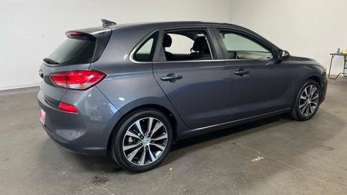 2018 Hyundai Elantra GT Base