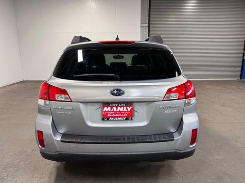 2011 Subaru Outback 2.5i