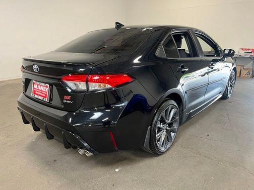 Black 2025 Toyota Corolla Hybrid SE