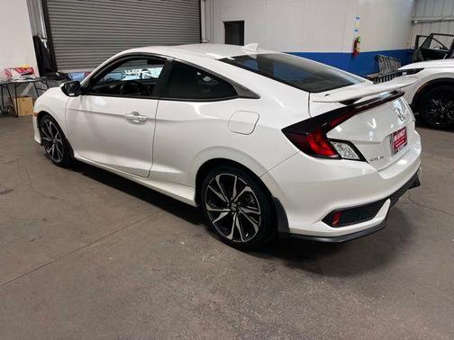 White 2018 Honda Civic Si