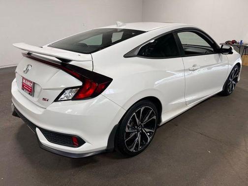White 2018 Honda Civic Si