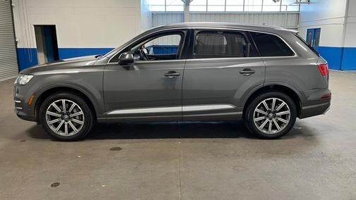 2019 Audi Q7 45 Premium Plus