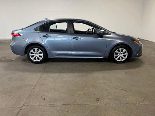 CELESTITE 2024 Toyota Corolla LE