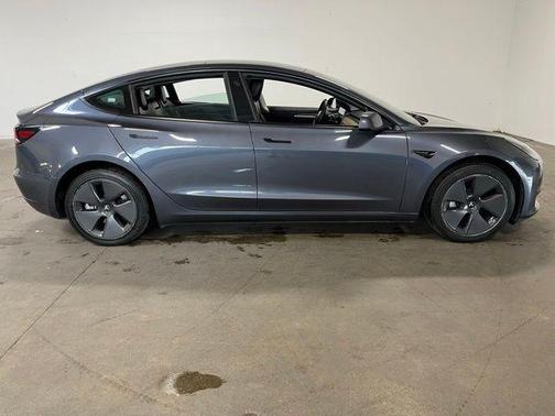 Midnight Silver Metallic 2023 Tesla Model 3 Base
