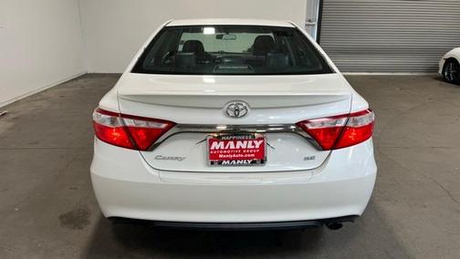 2016 Toyota Camry SE