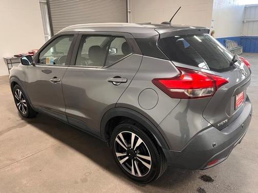 2020 Nissan Kicks SV