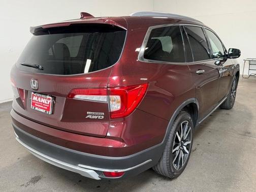 2022 Honda Pilot Touring 7-Passenger