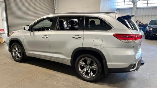 2018 Toyota Highlander Limited Platinum