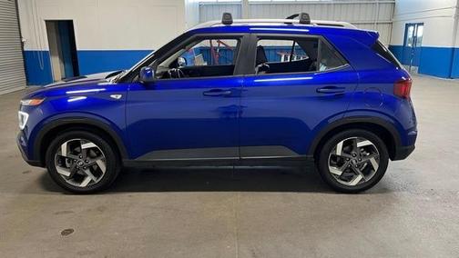 2022 Hyundai VENUE Limited