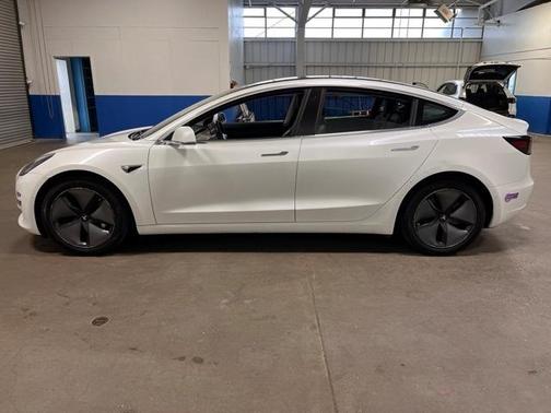 2019 Tesla Model 3 Standard Range Plus