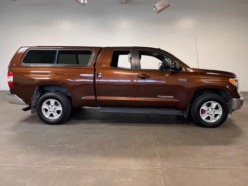 2016 Toyota Tundra SR5