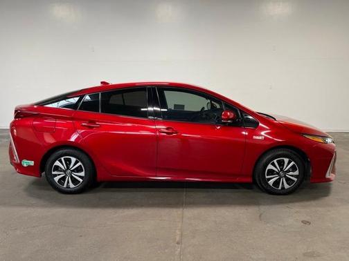 2017 Toyota Prius Prime Plus