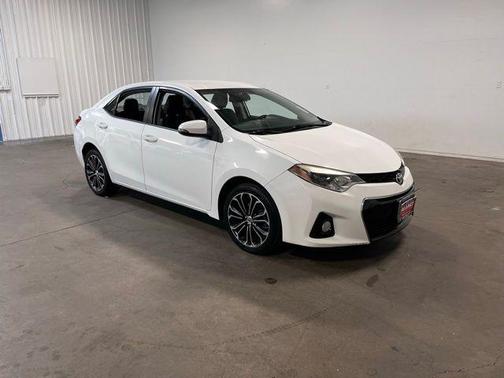 2015 Toyota Corolla S Plus