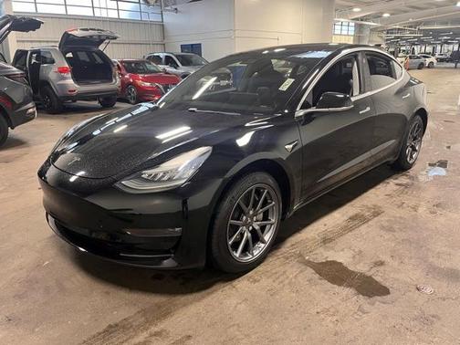 2019 Tesla Model 3 Mid Range