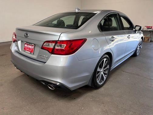 Ice Silver Metallic 2018 Subaru Legacy 3.6R Limited