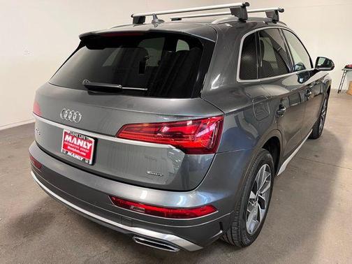 2024 Audi Q5 45 S line quattro Premium