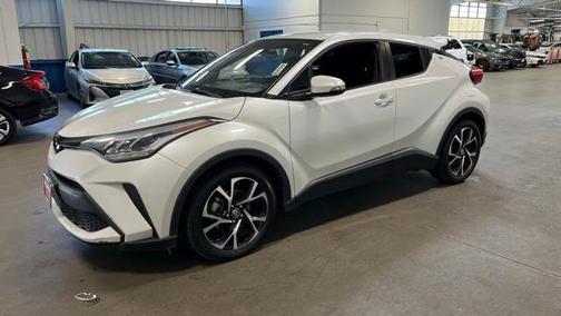 2022 Toyota C-HR XLE