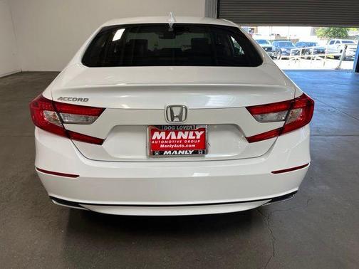 White 2018 Honda Accord EX-L