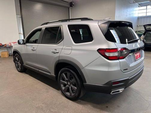 2024 Honda Pilot Sport
