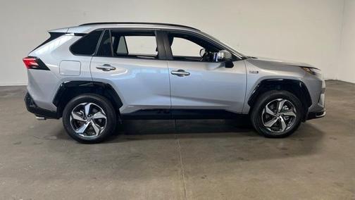 2024 Toyota RAV4 Prime SE