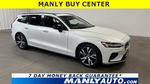 2019 Volvo V60 T6 R-Design