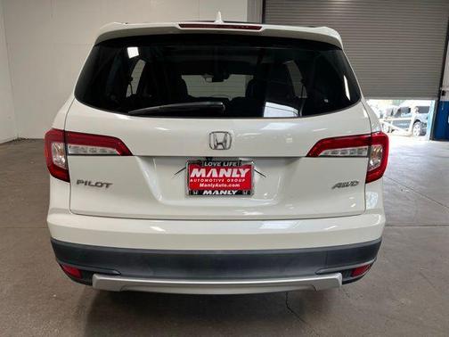 White 2019 Honda Pilot EX-L