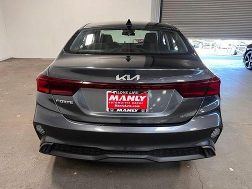 Gravity Gray 2023 Kia Forte LXS