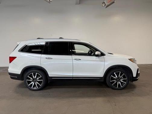 2022 Honda Pilot Touring 7-Passenger