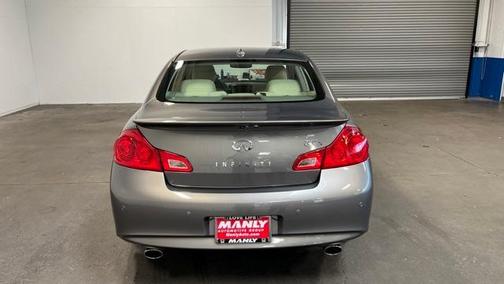 2010 INFINITI G37x Base