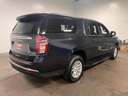 2023 Chevrolet Suburban LT