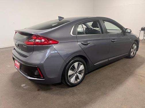 2019 Hyundai IONIQ Plug-In Hybrid Base