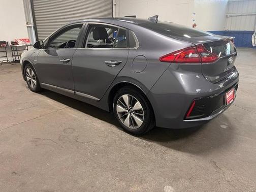 2019 Hyundai IONIQ Plug-In Hybrid Base