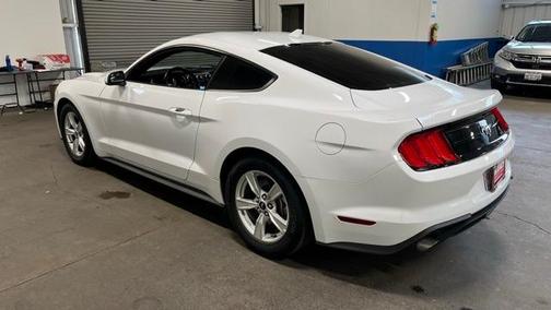 2021 Ford Mustang EcoBoost
