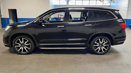 2020 Honda Pilot Touring 8-Passenger