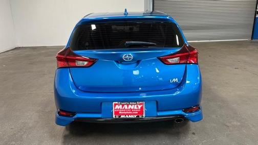 2016 Scion iM Base