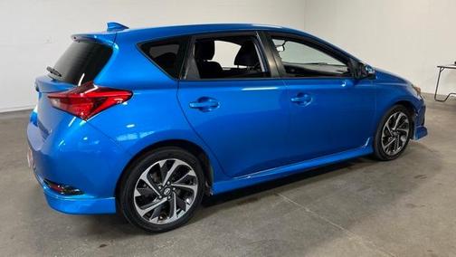 2016 Scion iM Base