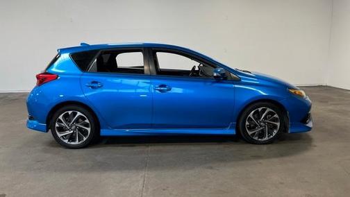 2016 Scion iM Base