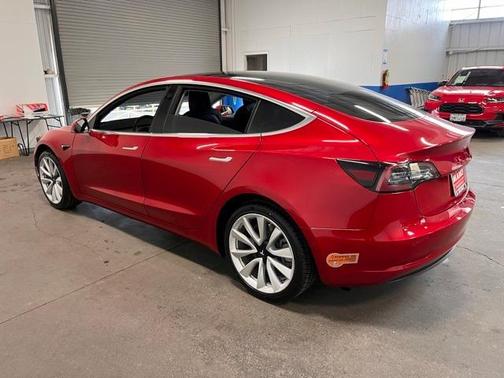 2020 Tesla Model 3 Standard Range Plus