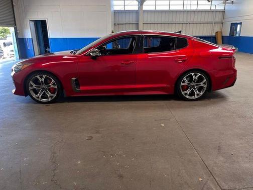 Red 2018 Kia Stinger GT1